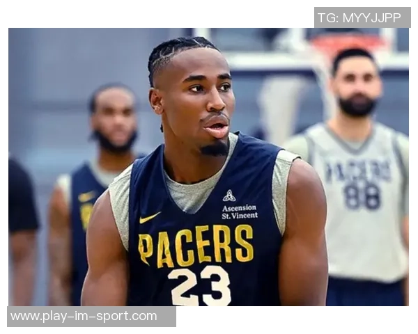 内史密斯早期艰难挣扎却不放弃绿军生涯终获成功与回报